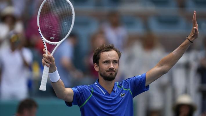 临危受命 临危受命