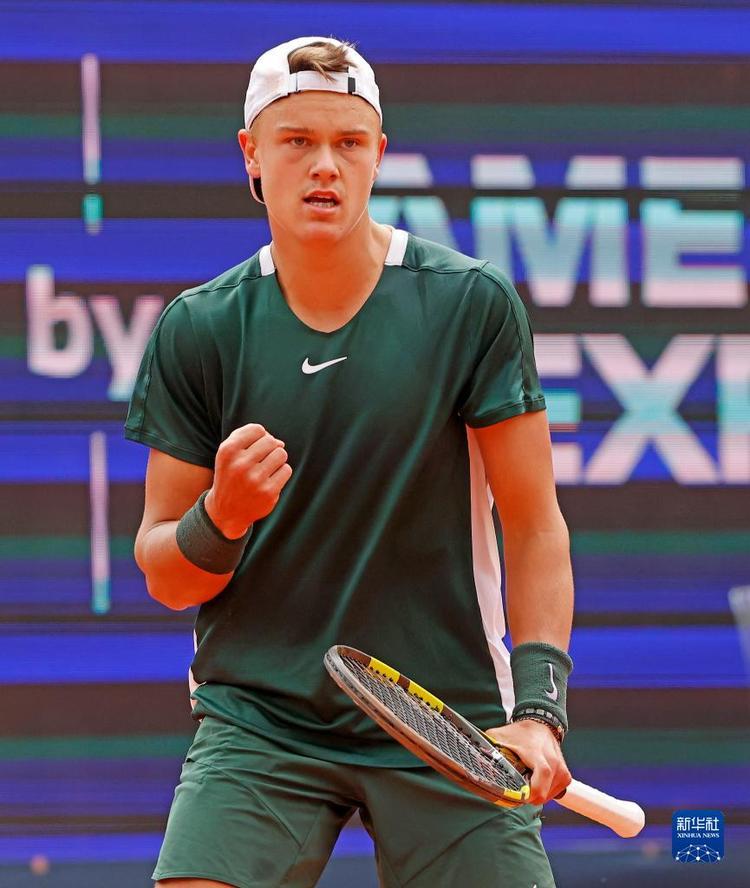 也是女足运 也是女足运